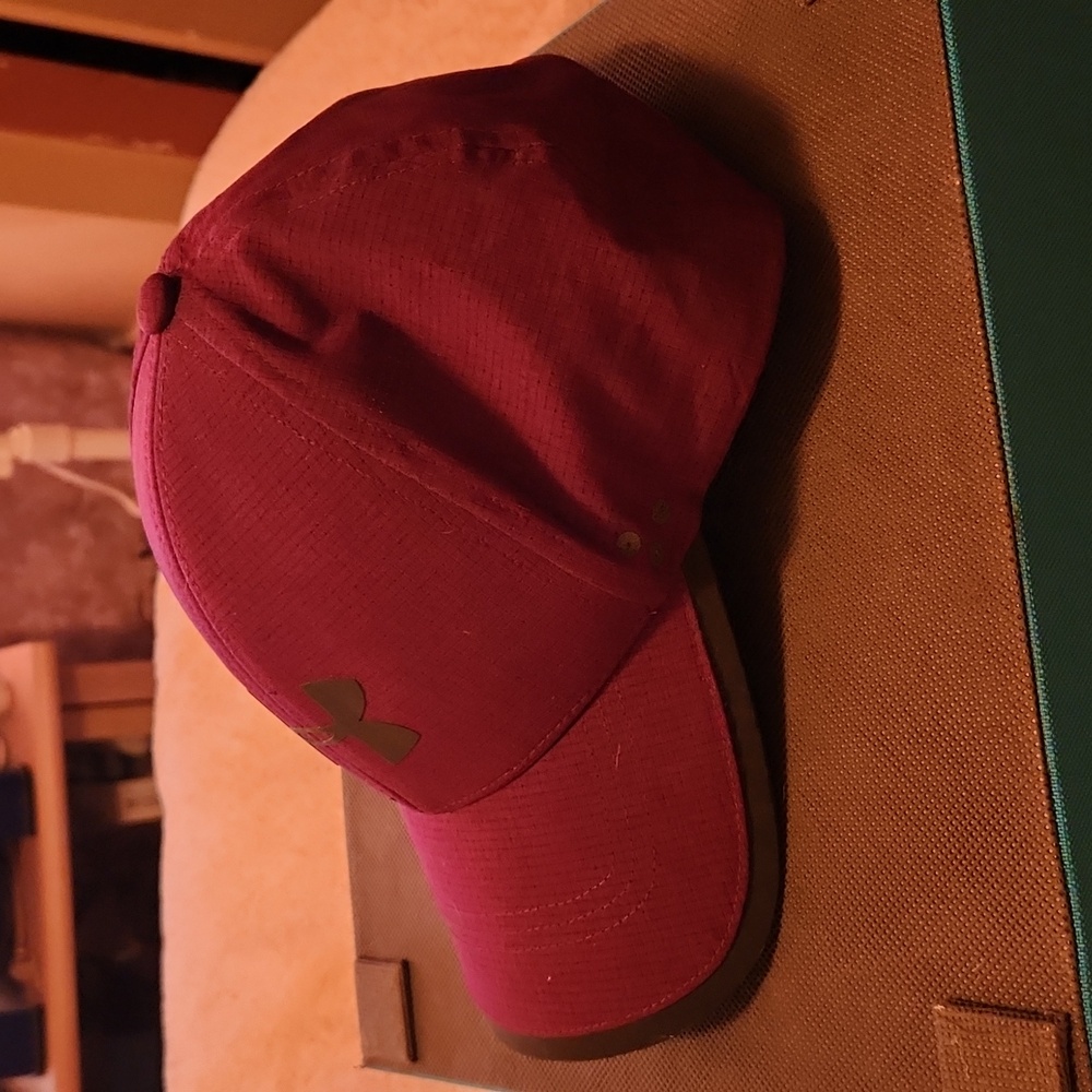 UA Baseball Cap - Picture 8 of 8